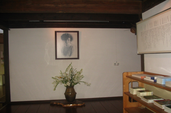 img060a.jpg